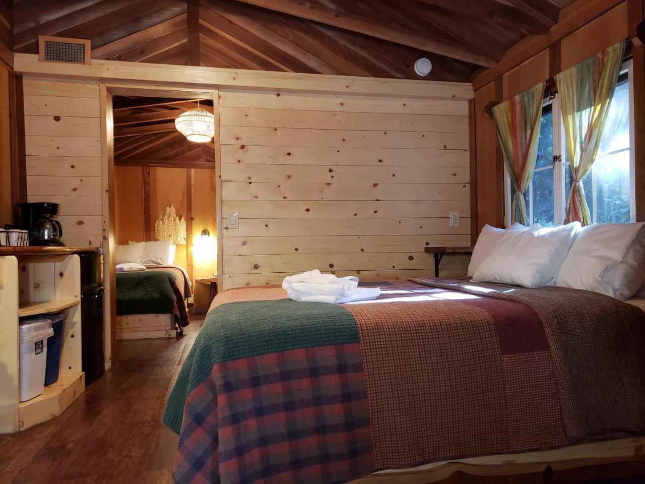 Riverside Campground & Cabins Биг Сър Екстериор снимка